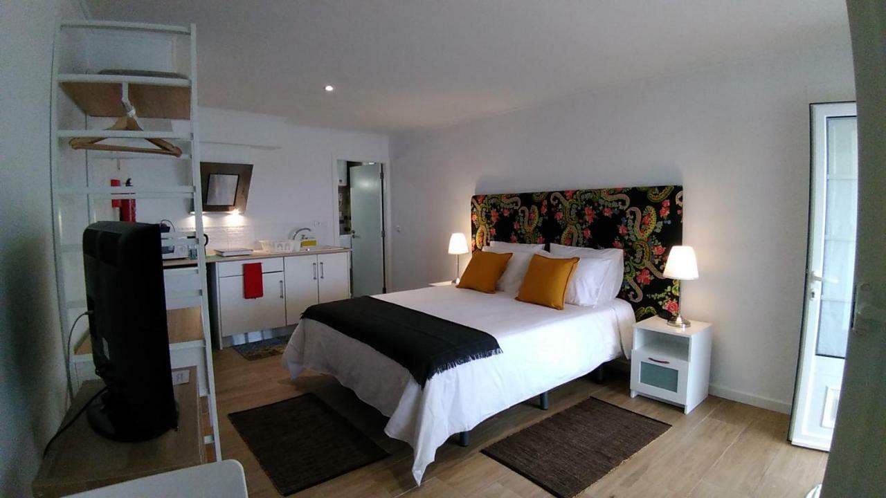 Vistalmar Sao Martinho Bed & Breakfast Sao Martinho do Porto Luaran gambar